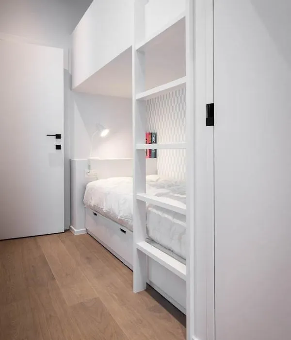 Bedrooms Fully Equipped In A Beautiful House-1