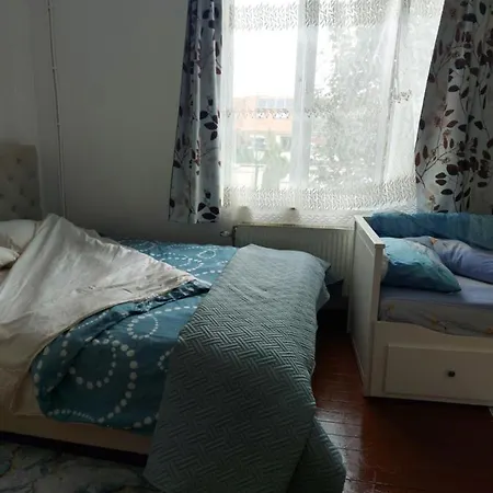 Belle chambre dans un quartier calme-3