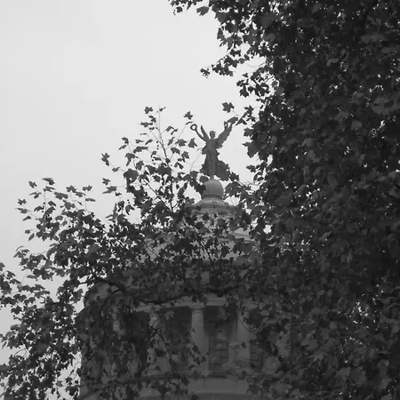 B&B A Côté du Cinquantenaire-2