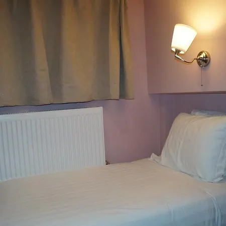 EU Guesthouse-2
