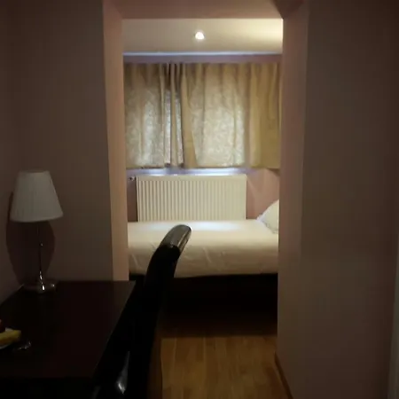 EU Guesthouse-3